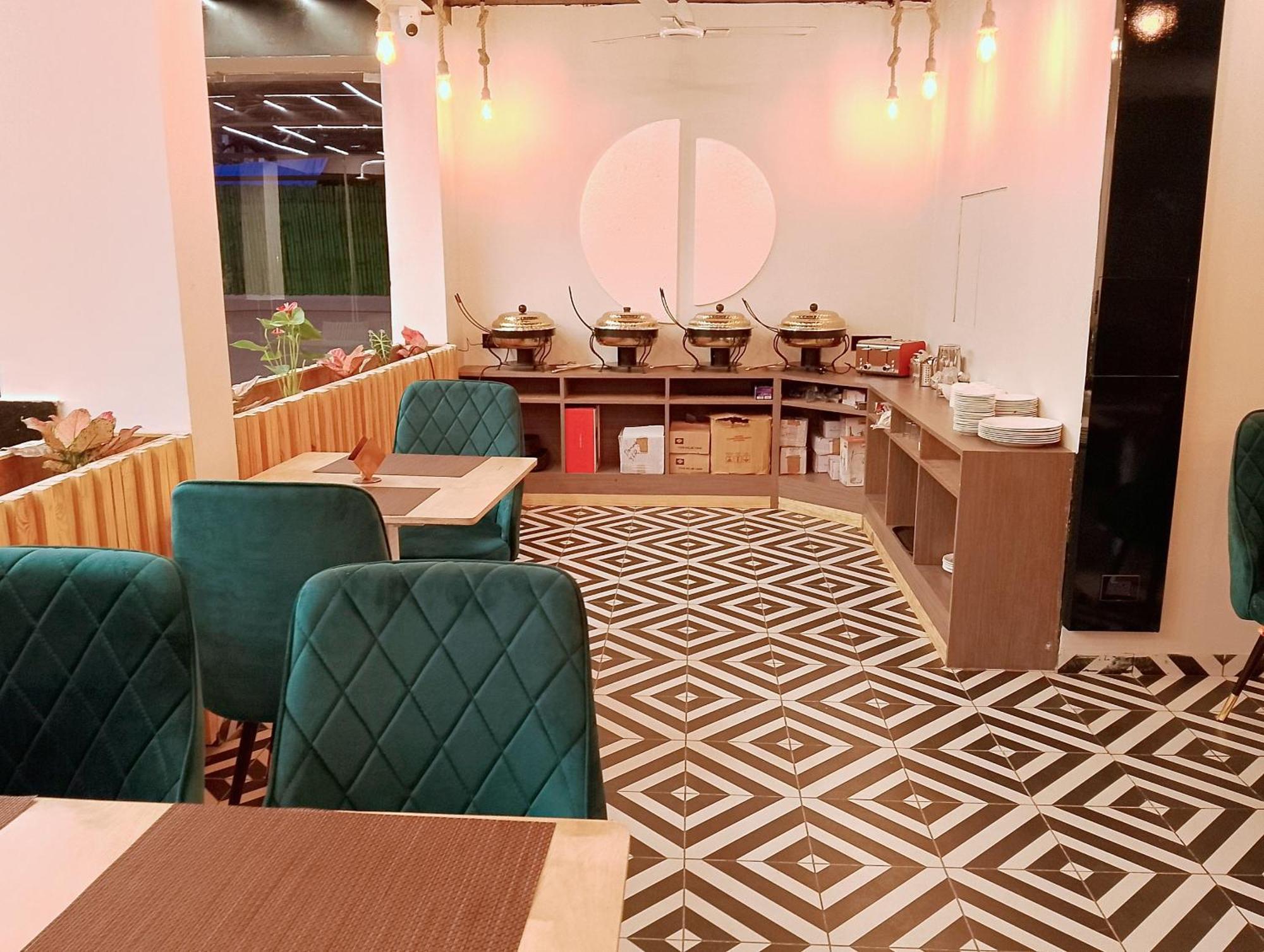 Skon Baga Bliss Hotel By Orion Hotels كالانغيُت المظهر الخارجي الصورة